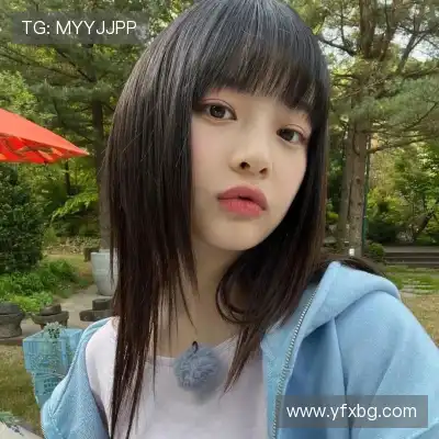 邹朵千